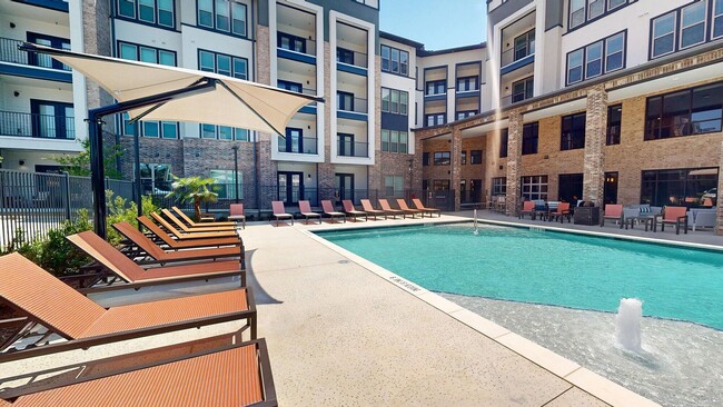 Building Photo - 3351 Walton Dr