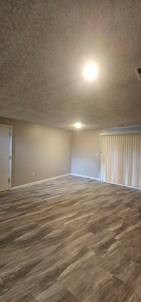 Building Photo - 11418 E 71st St