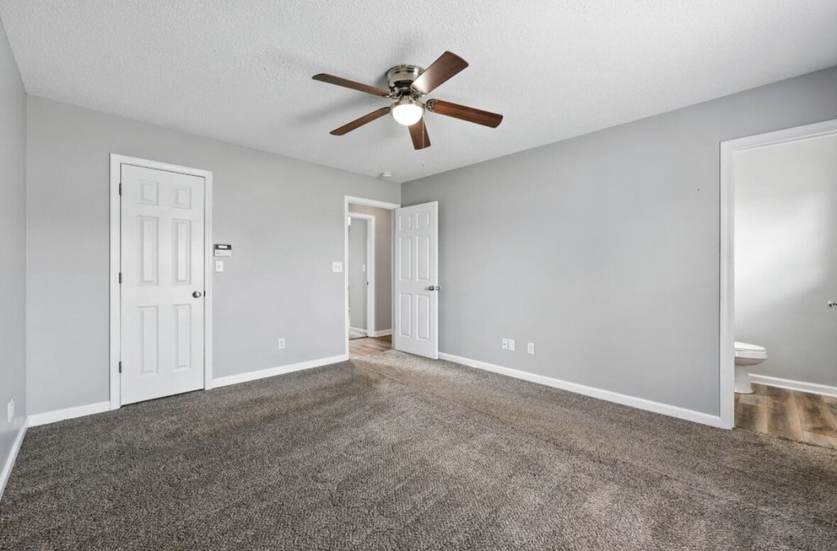 Building Photo - 955 Winesap Rd