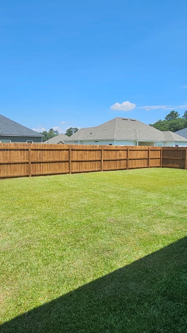 Building Photo - Knights Landing four bedroom home