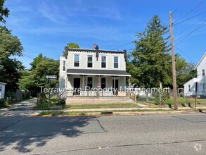 Building Photo - 134-136 S 3rd