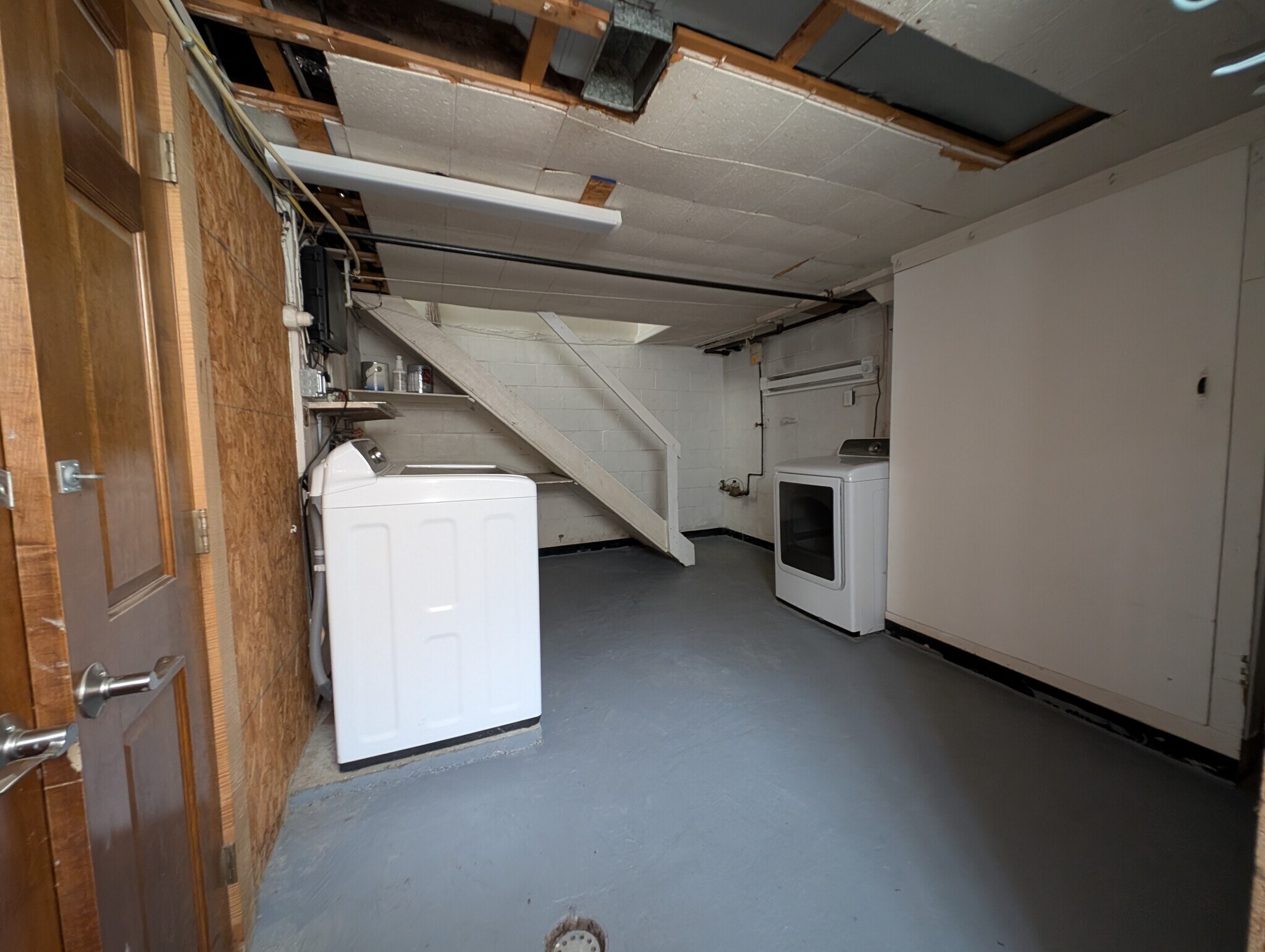 Basement - 195 Victory Ln