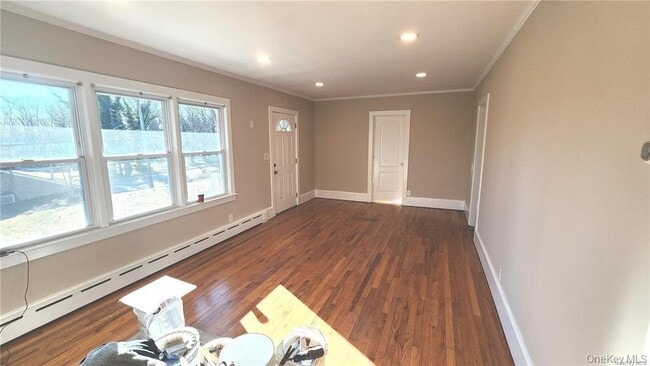 Building Photo - 149 N Country Rd