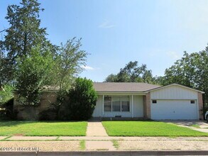 Building Photo - 3605 40th St