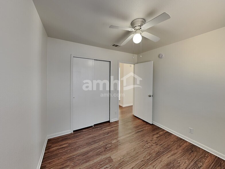 Building Photo - 386 Stennis