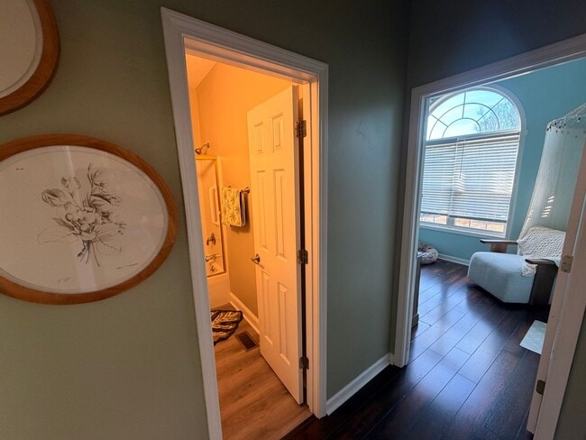 Building Photo - COMING SOON: Well Maintained 3BR 2BA Home w/ Pool Access + Dog Park in GREAT Location!