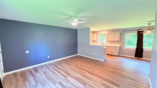 Building Photo - 5130 Lescot Ln