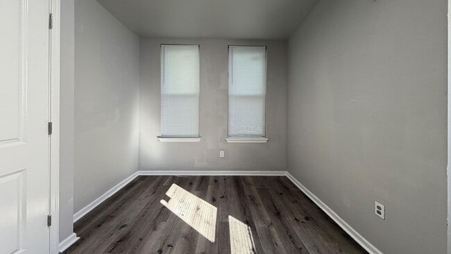 Building Photo - Modern 3-Bed, 1.5-Bath Two-Story Home in West Philadelphia