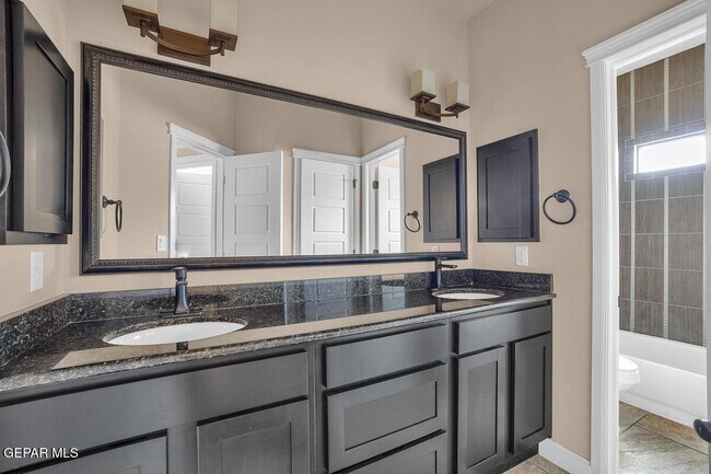 Building Photo - 7238 Canyon Wren Ave