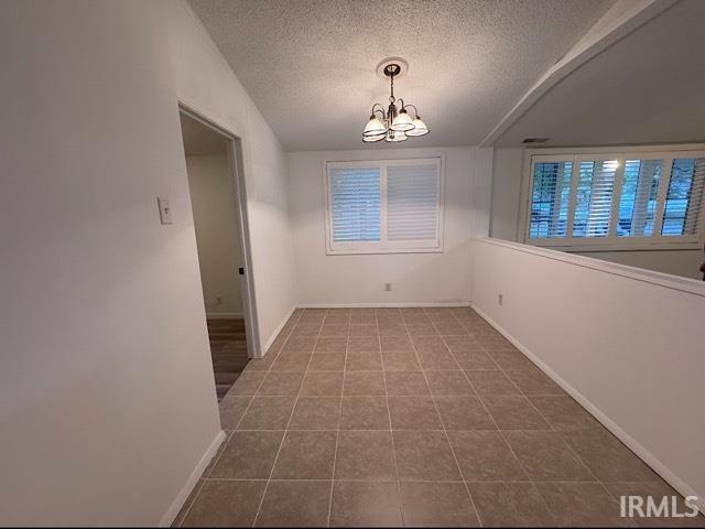 Building Photo - 2912 N Westwood Rd