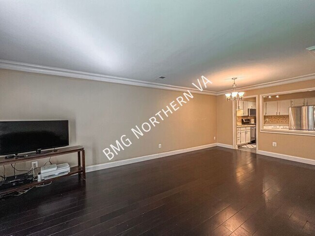 Building Photo - 3816B Steppes Ct