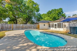 Building Photo - 13739 Paloma Wood