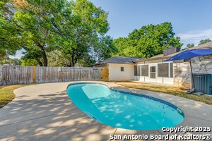 Building Photo - 13739 Wood Point