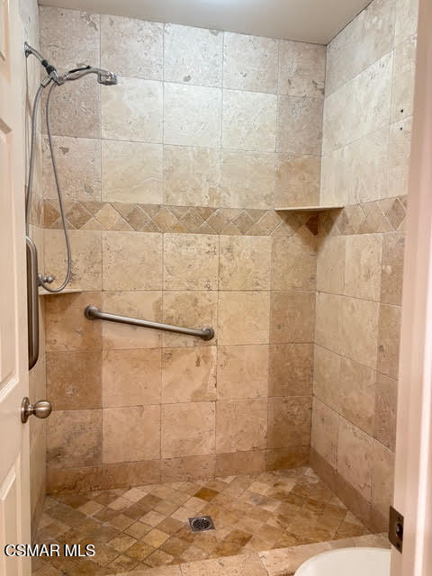 Building Photo - 161 Teasdale St