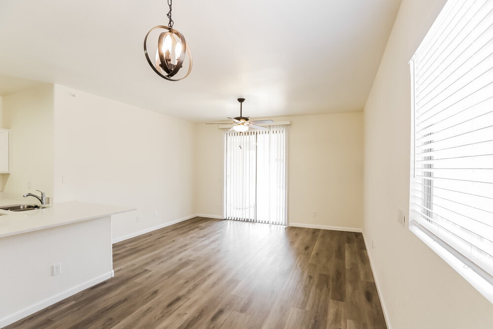 Building Photo - 11222 W Almeria Rd