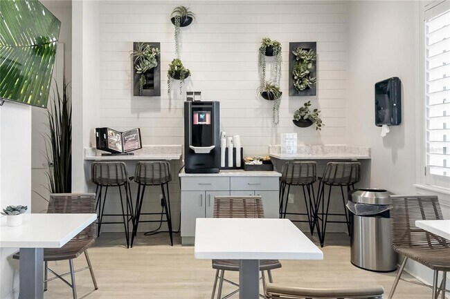 Building Photo - 14812 Lyla Ter