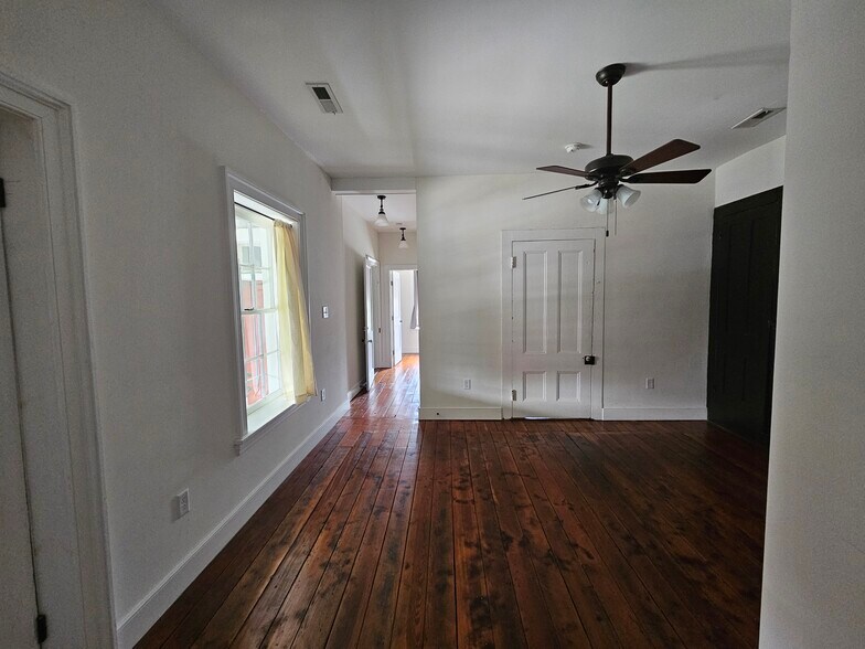 sitting room to 2nd flr hall - 308 E Leigh St