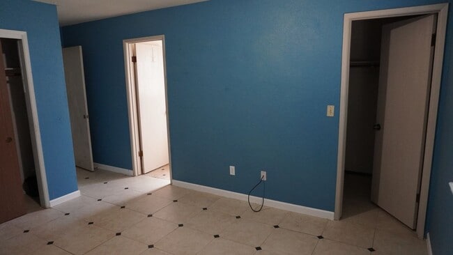 Building Photo - 3723 Joppa Ln