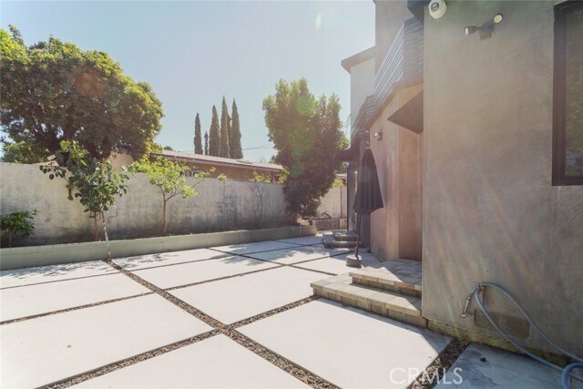 Building Photo - 8252 Morse Ave