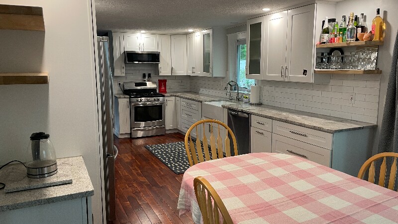 Building Photo - 53 Holmes Dr