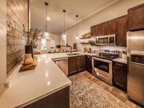 Building Photo - The Railyard at Midtown