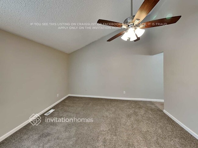 Building Photo - 18953 E Kent Cir