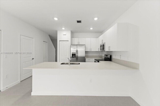 Building Photo - 35670 SW 178th Ct