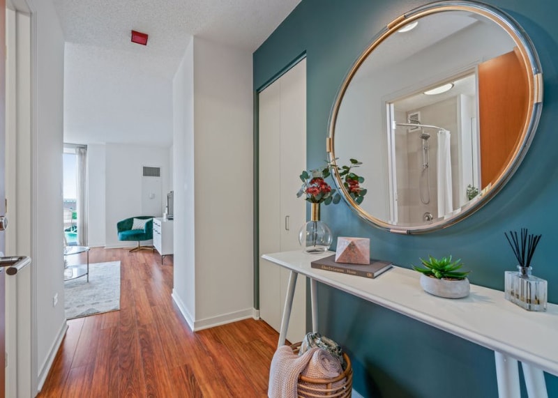 Building Photo - 333 W Hubbard St