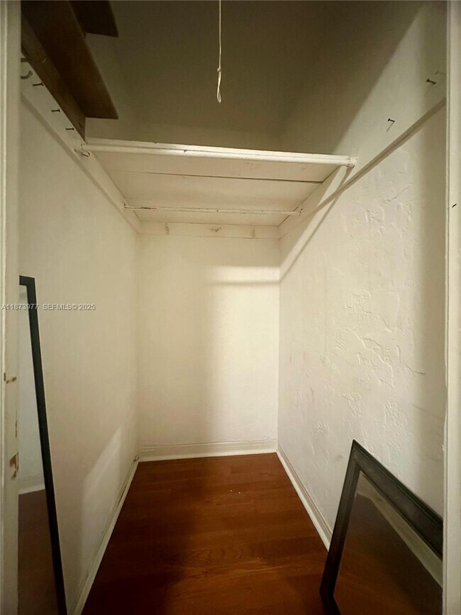 Building Photo - 260 Euclid Ave