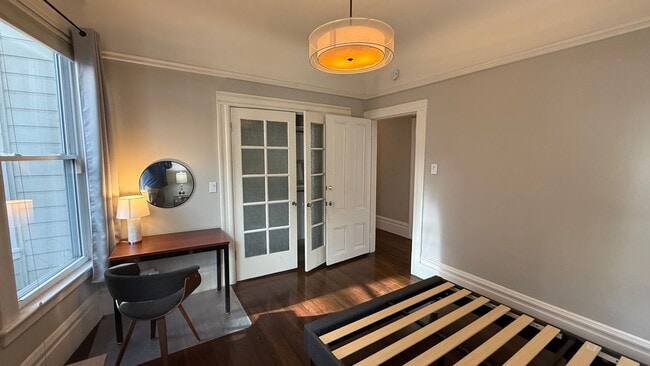 Building Photo - EPIC REA- Outstanding NOPA Location w/Garage Parking - 2 BR/1 BA Condo