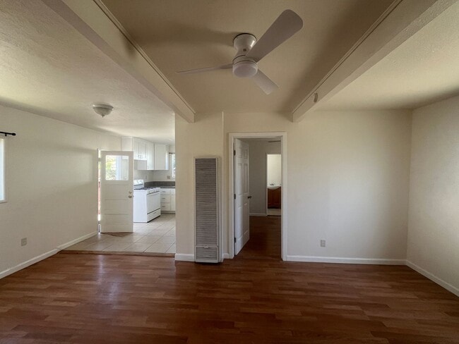Building Photo - 8020 Bright Ave