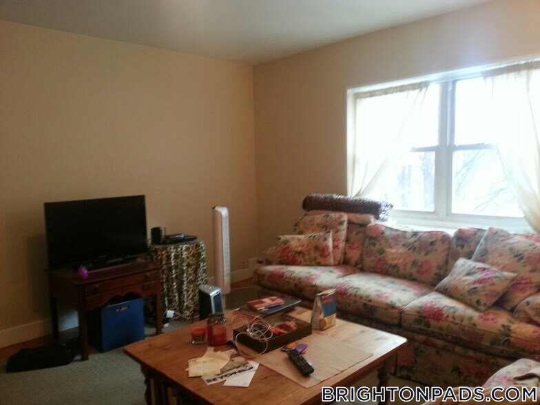 Building Photo - 65 Chiswick Rd