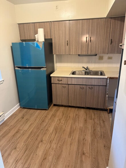 Building Photo - 2525 E Ballard Rd