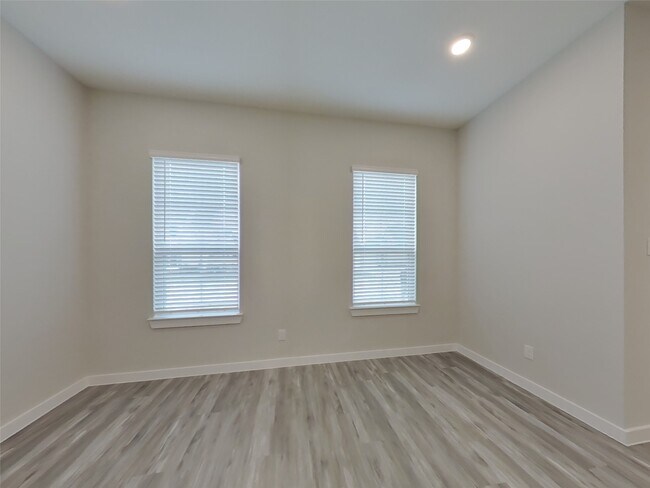 Building Photo - 22717 Terrazzo Dr