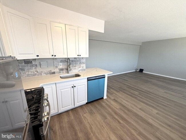 Primary Photo - 1200 Marlton Pike