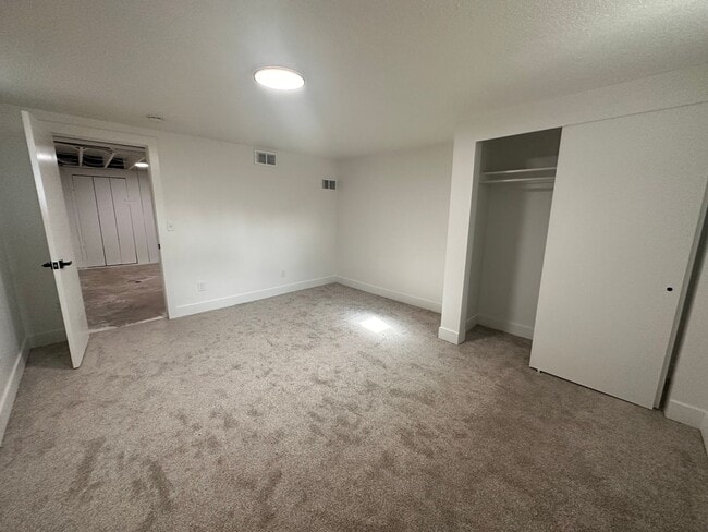 Building Photo - 1433 E 2700 S
