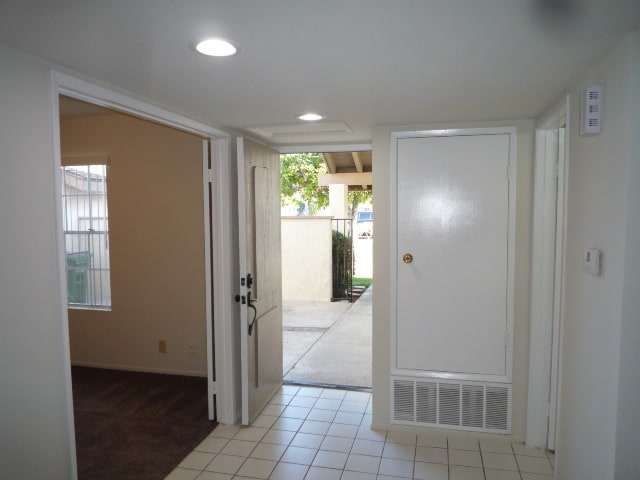 Building Photo - 25366 Felicia Ct