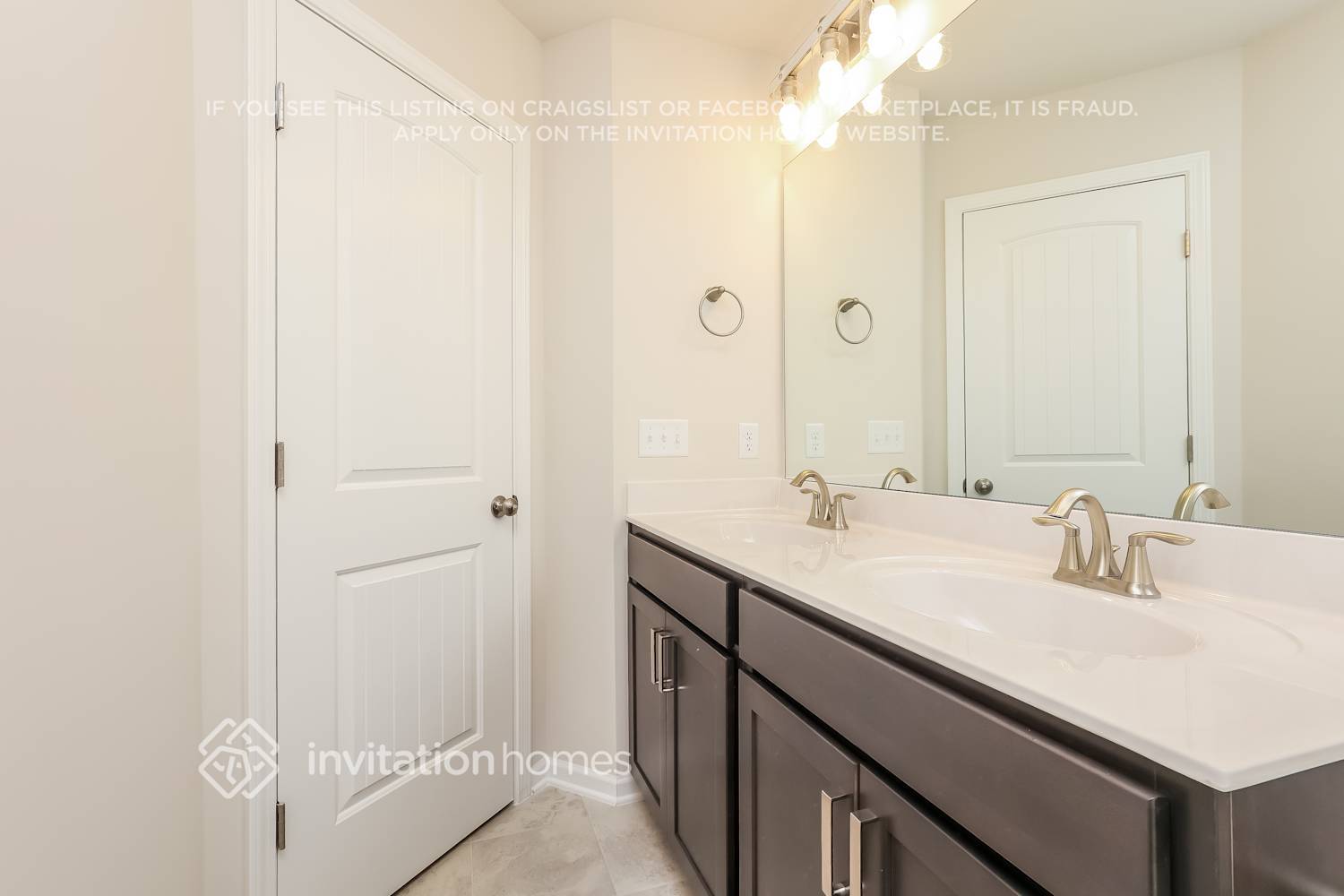 Building Photo - 304 Nessa St