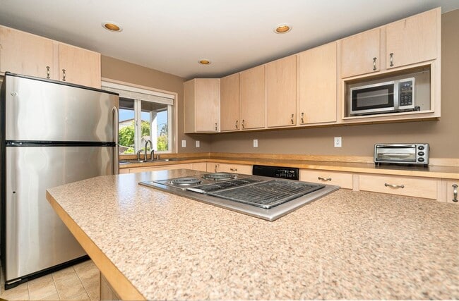 Building Photo - 3Bd/3.25Ba Seattle House