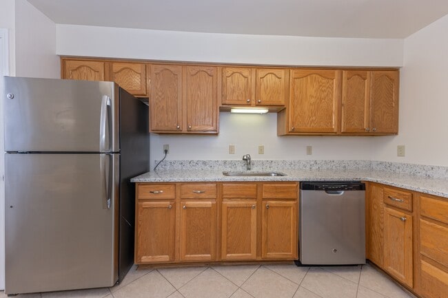 Floorplan - Indian Creek Apartments and Townhomes