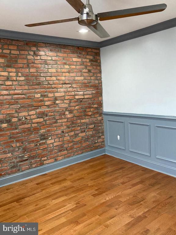 Building Photo - 2445 S Lawrence St