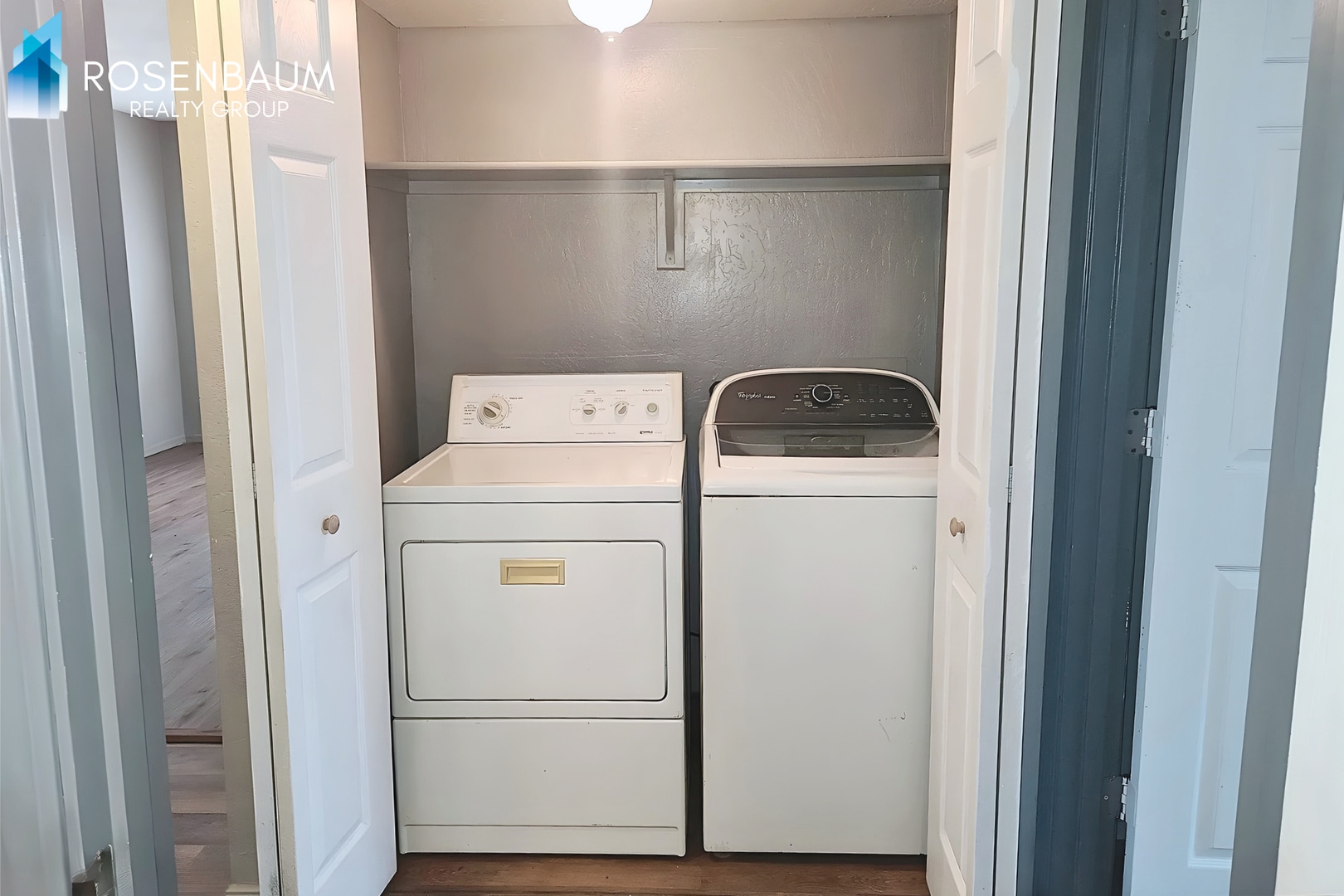 Building Photo - Beautifully charming 2-bedrooms, 1-bath downstairs apartment in Prescott!