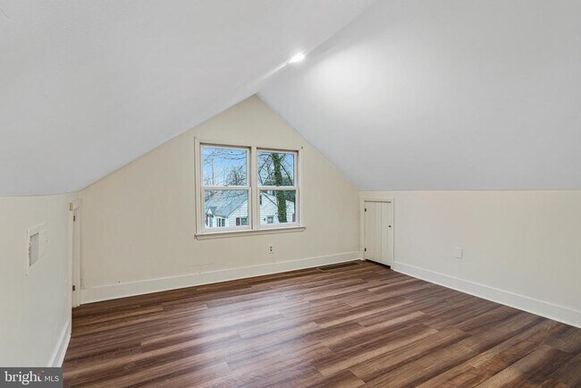 Building Photo - 2081 Durham Rd