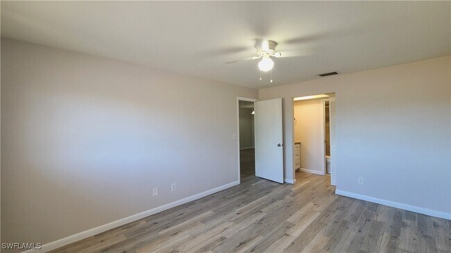 Primary Photo - 930 SW 47th Terrace
