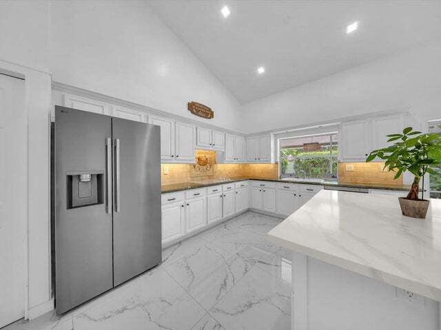 Building Photo - 2065 NW 127th Ter