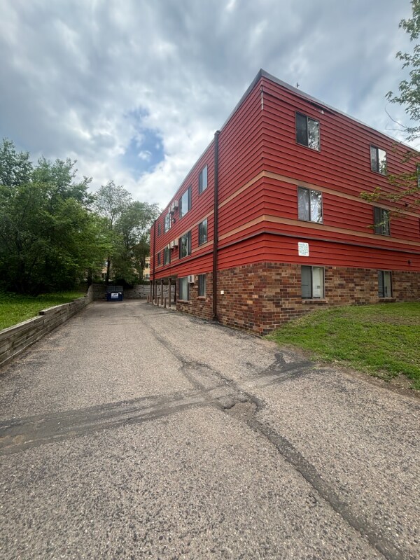 Building Photo - 1501 7th Ave S