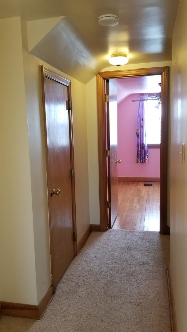 Building Photo - CHECK ME OUT!  3 Bedrooms, 2 Full Baths, B...