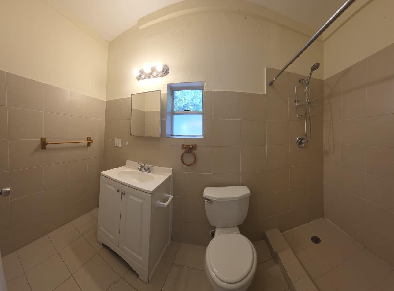 Building Photo - 1085 NW 133rd St