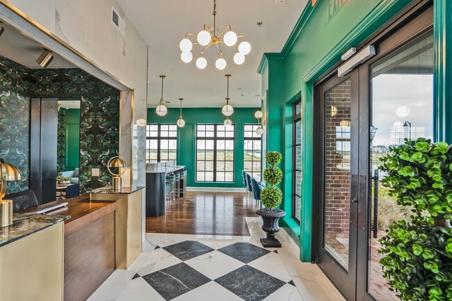 Building Photo - z-063025-The Flats