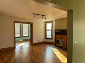 Building Photo - 1404 Hawkins St